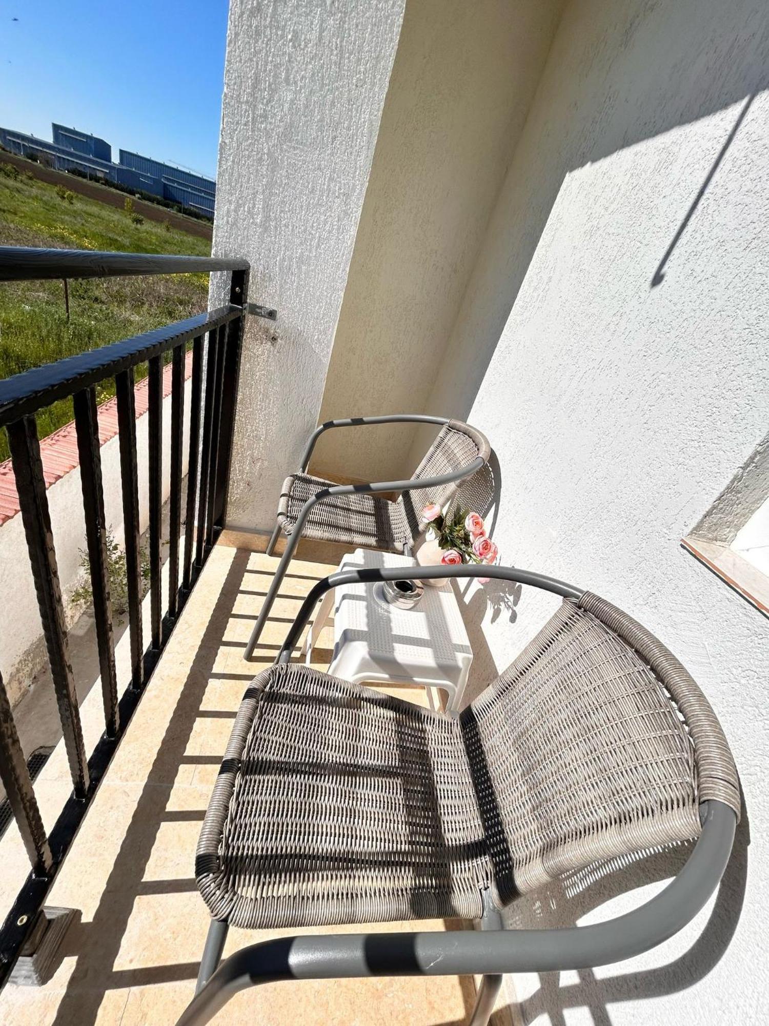 Hotel Casa Irina 2Mai à Două Mai Extérieur photo